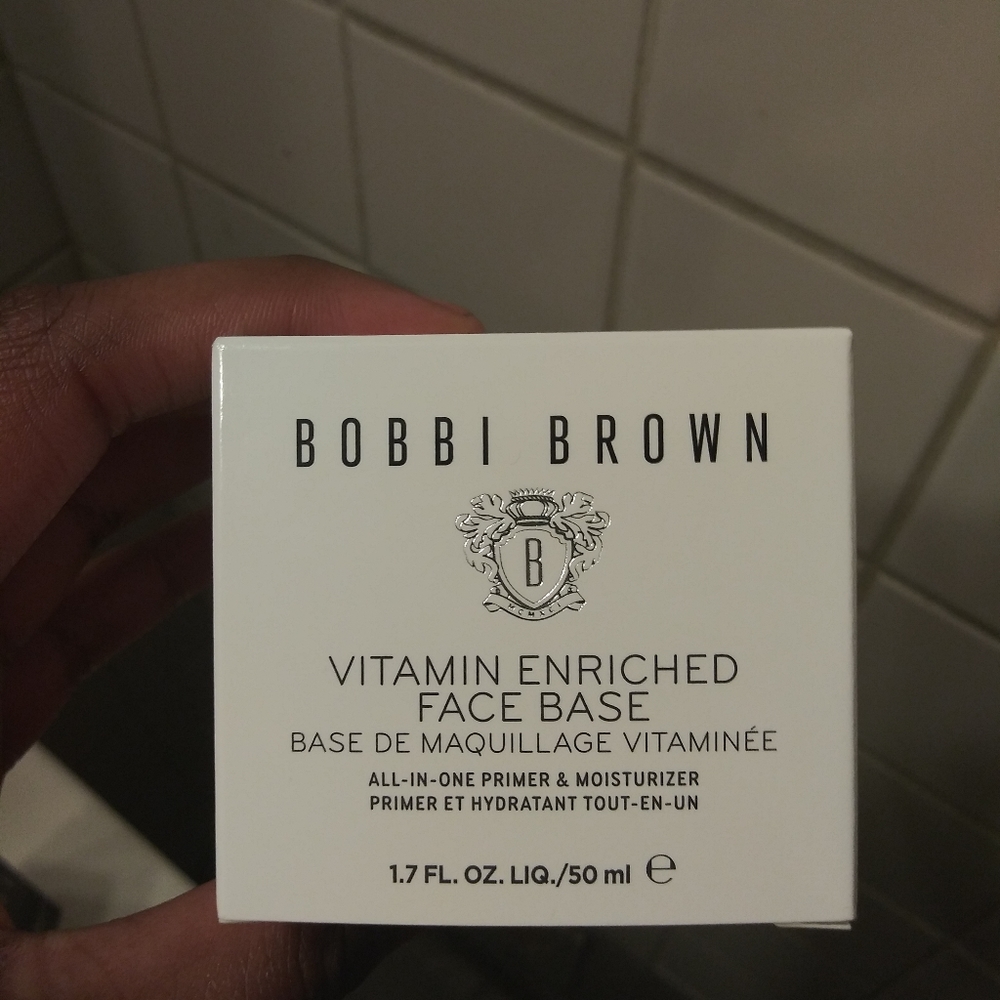 Bobbi Brown Vitamin Enriched Face Base